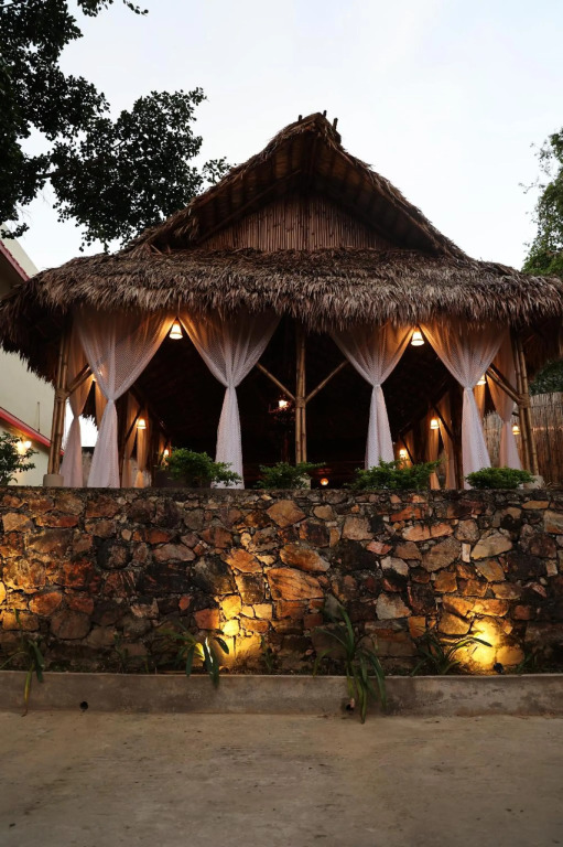 Шиллонг: OYO Flagship La Monte Inn