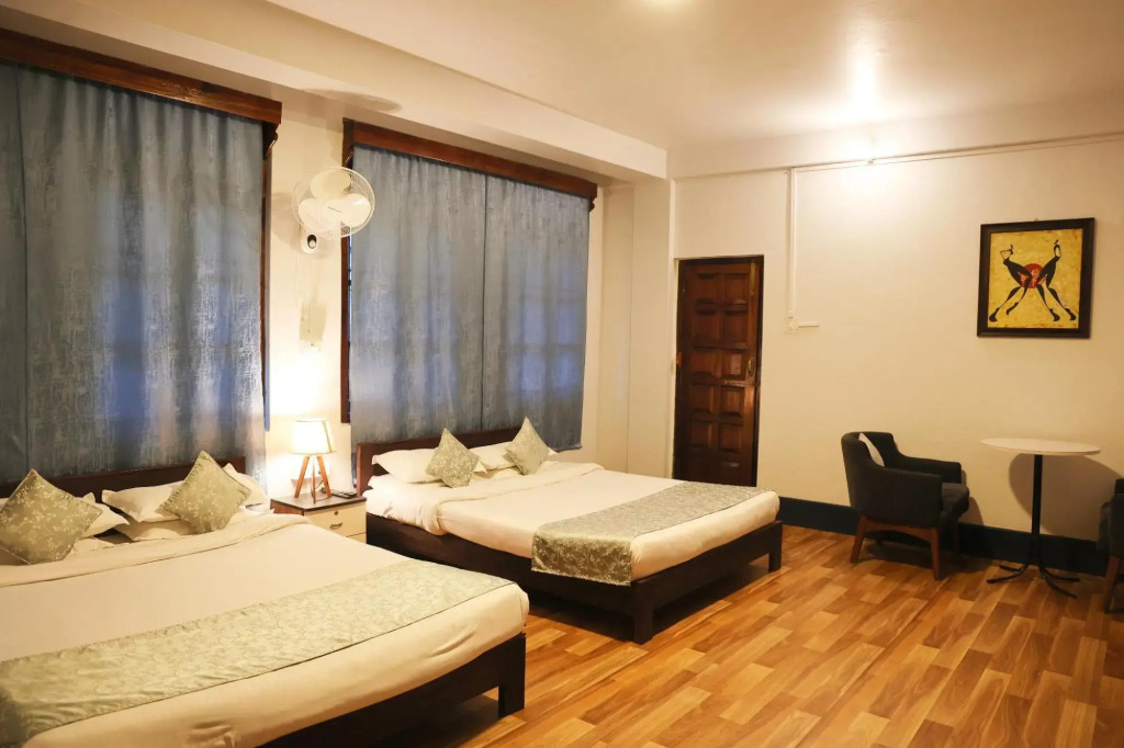 Шиллонг: OYO Flagship La Monte Inn