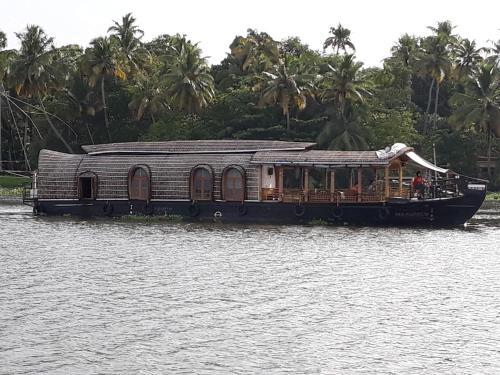 Аллеппи: Houseboat