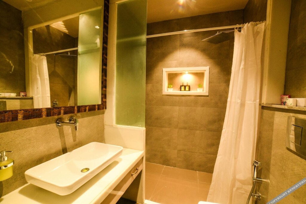 Пушкар: Out House Pushkar