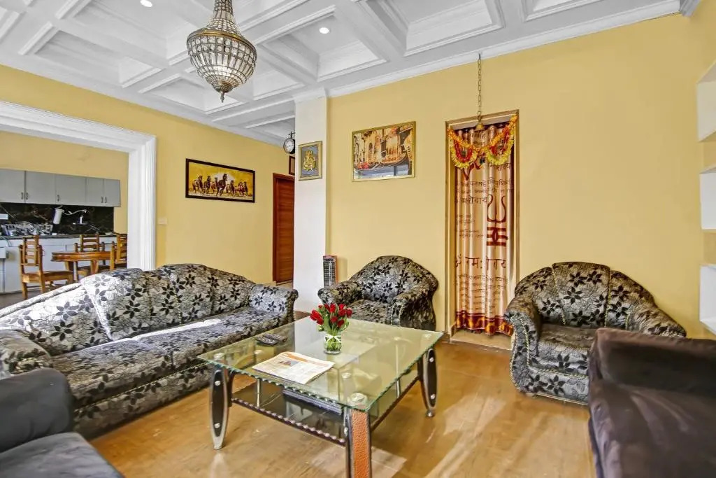 Массури: Super OYO Collection O 88692 Grey Castle Inn