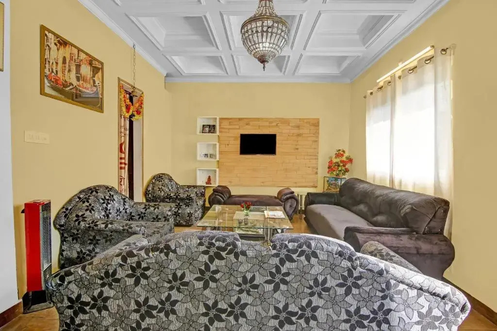Массури: Super OYO Collection O 88692 Grey Castle Inn