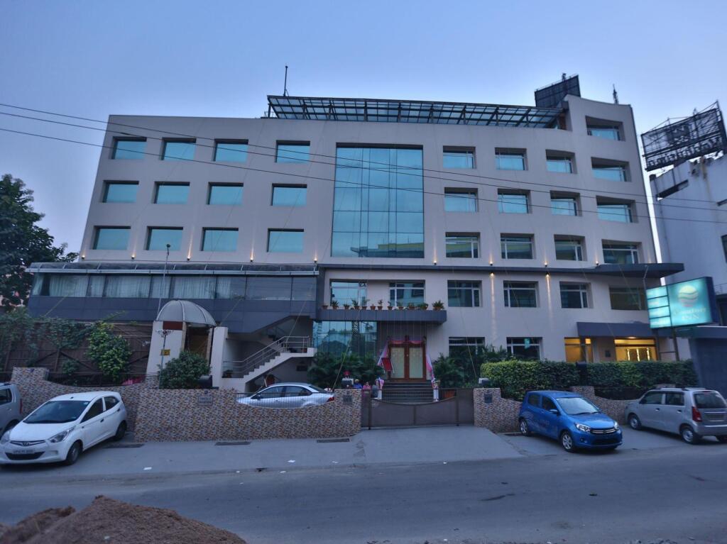 Лакхнау: Comfort Inn Lucknow