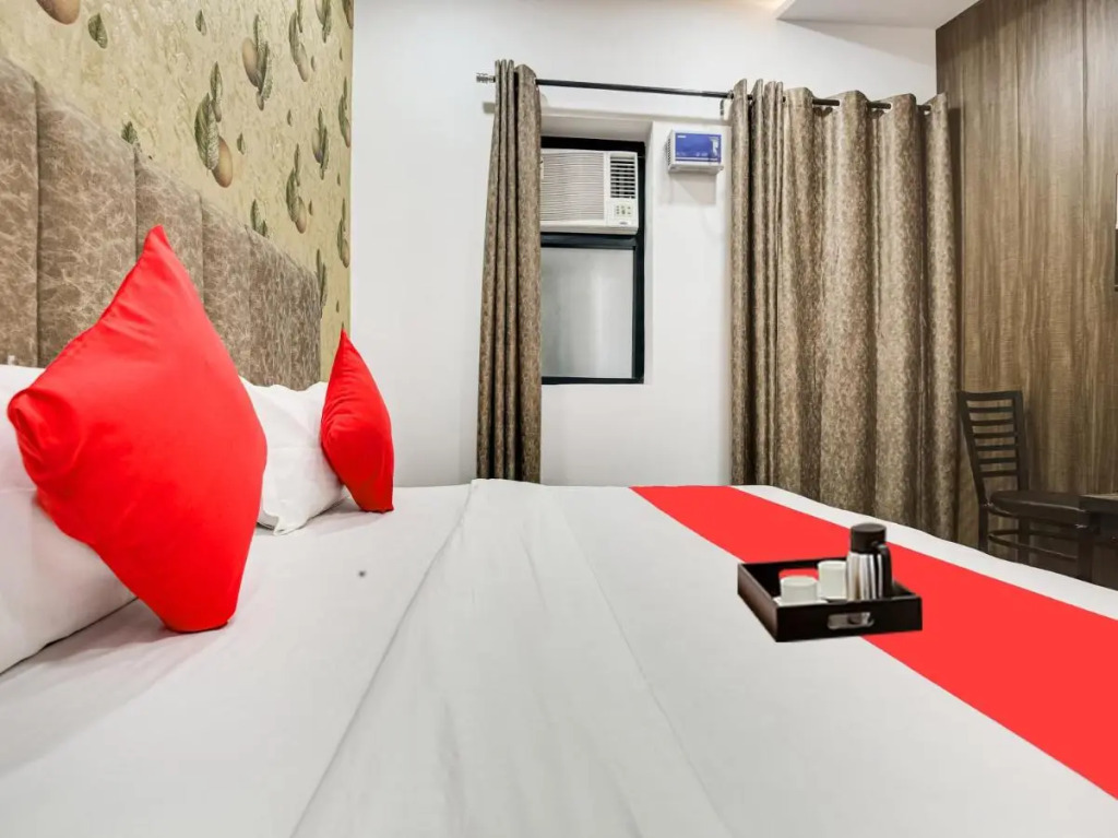 Лудхиана: POP 70106 Hotel City Stay
