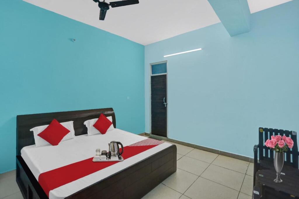 Алипур: OYO 84381 Hotel U b Inn