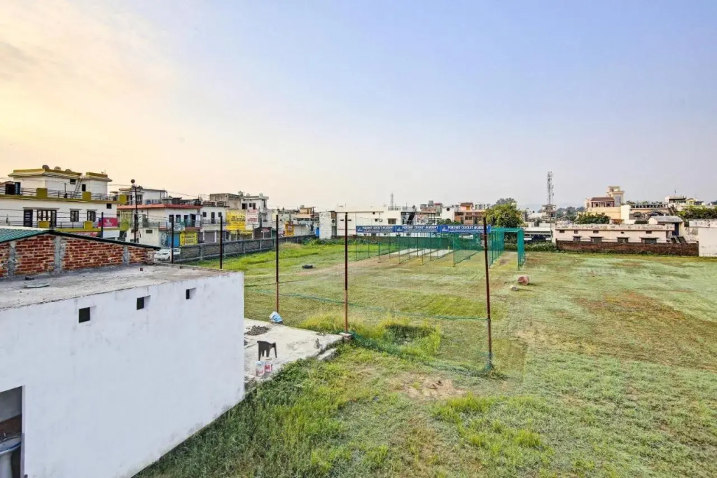Дехрадун: SPOT ON 70204 Hotel Greenview Homestay