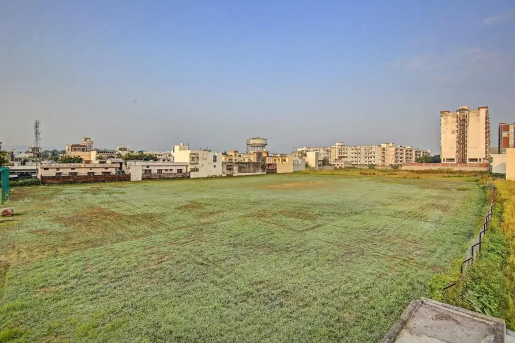 Дехрадун: SPOT ON 70204 Hotel Greenview Homestay