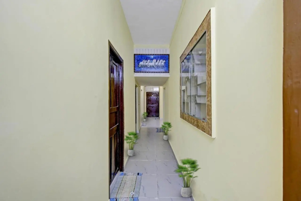 Дехрадун: SPOT ON 70204 Hotel Greenview Homestay