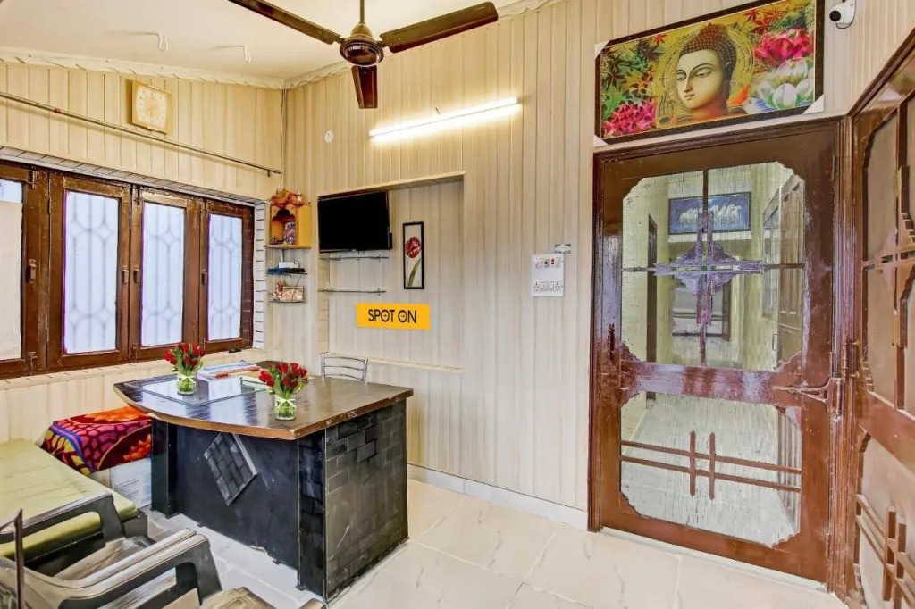 Дехрадун: SPOT ON 70204 Hotel Greenview Homestay