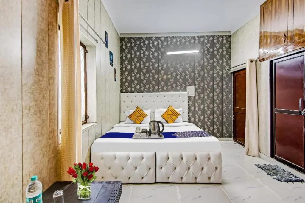 Дехрадун: SPOT ON 70204 Hotel Greenview Homestay