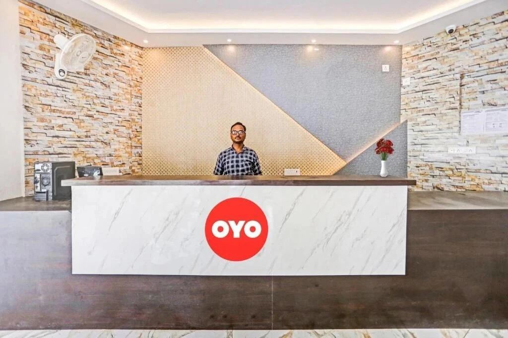 Сарнатх: Oyo 89841 Buddha International Hotel