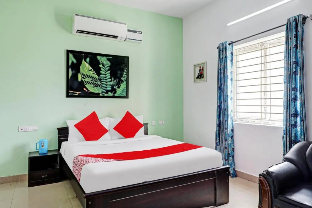Ковелонг: OYO flagship 84966 The Max Well Resort