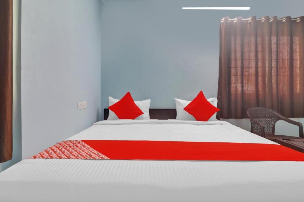Хидерабад: iROOMZ Grand Aarvi Suites