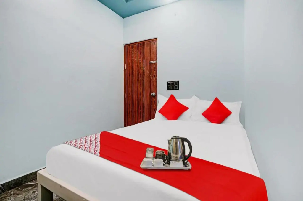 Нагпур: Oyo Flagship 70309 Mr Hotel