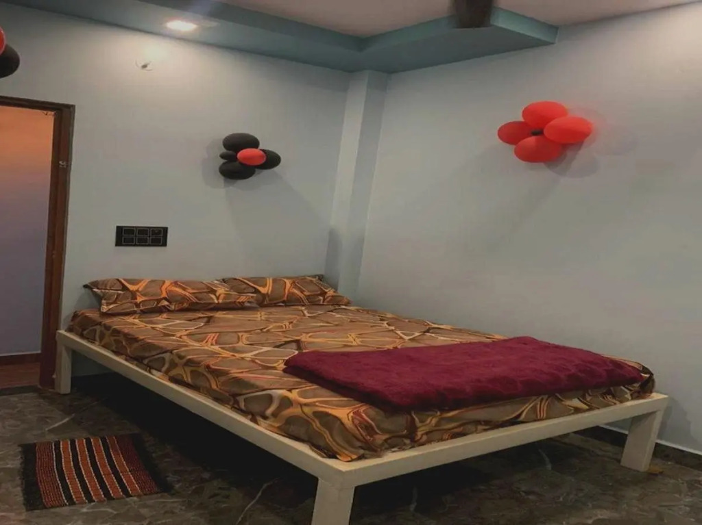 Нагпур: Oyo Flagship 70309 Mr Hotel