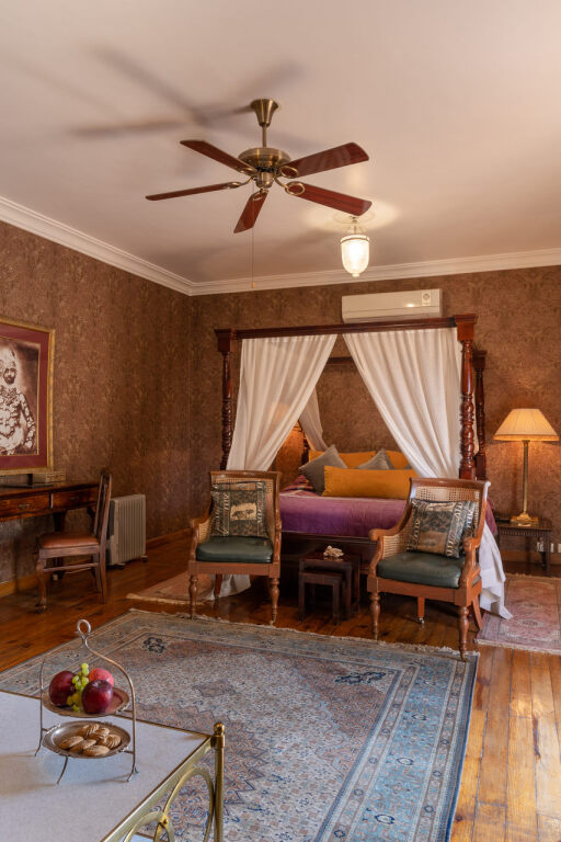 Кукас: Srinivas - The Royal Residence