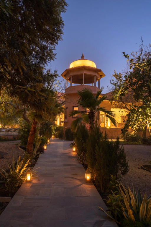 Кукас: Srinivas - The Royal Residence