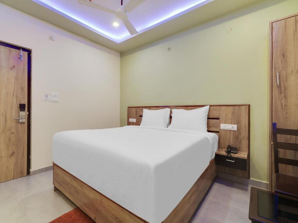 Висакхапатнам: Townhouse OAK Hotel SVA
