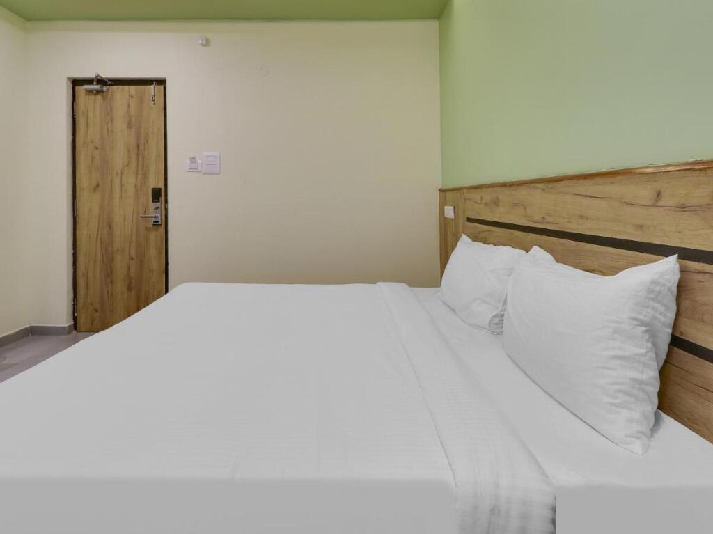 Висакхапатнам: Townhouse OAK Hotel SVA
