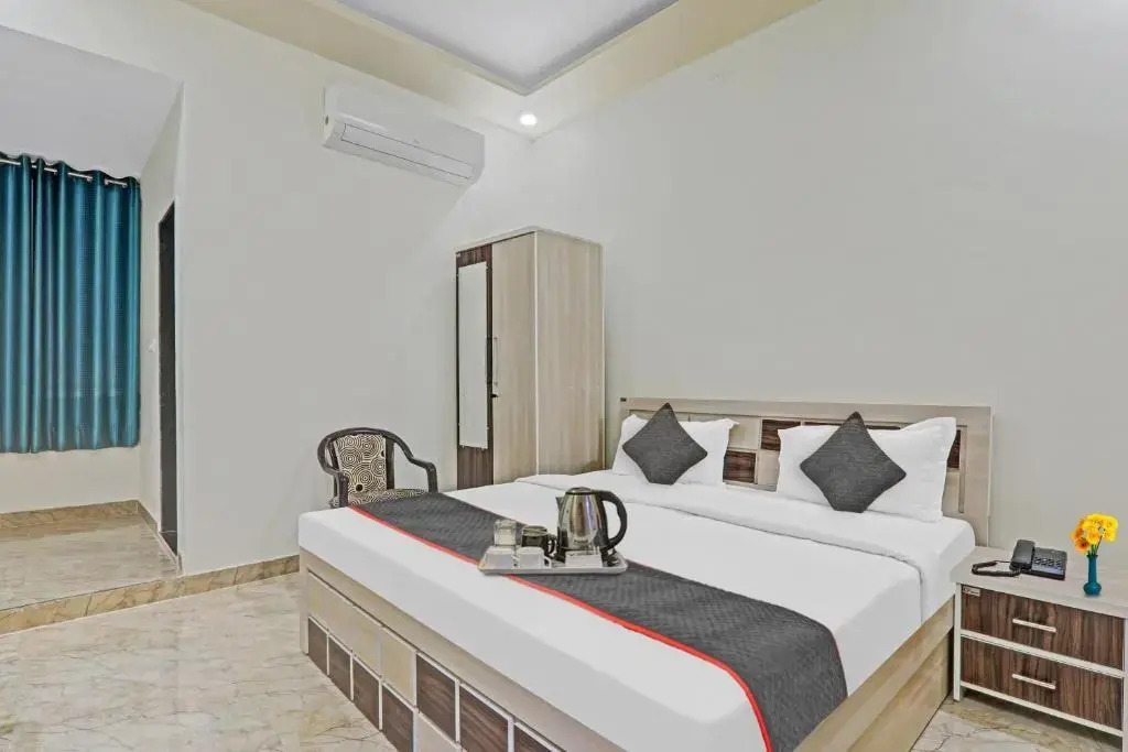 Лакхнау: Townhouse 1160 P S Palace