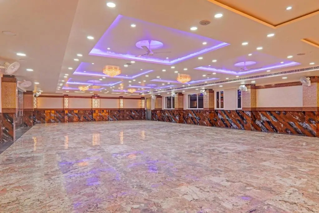Лакхнау: Townhouse 1160 P S Palace