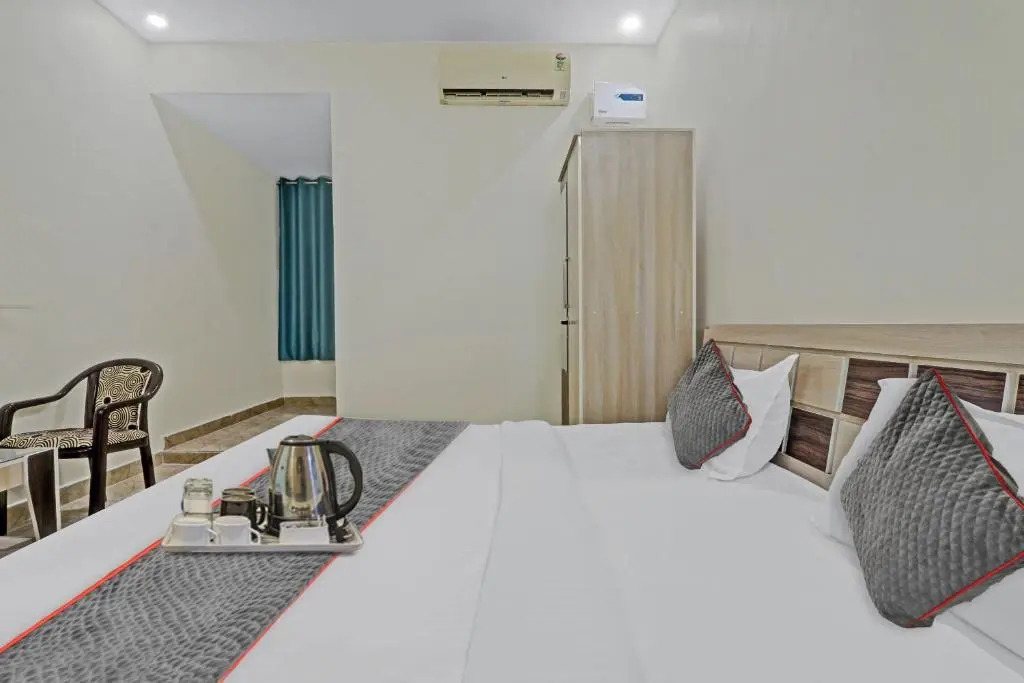 Лакхнау: Townhouse 1160 P S Palace