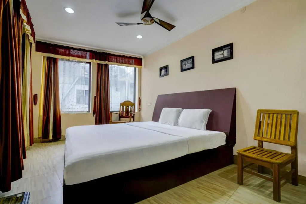 Кумили: OYO Flagship 80598 Faris Tower Thekkady