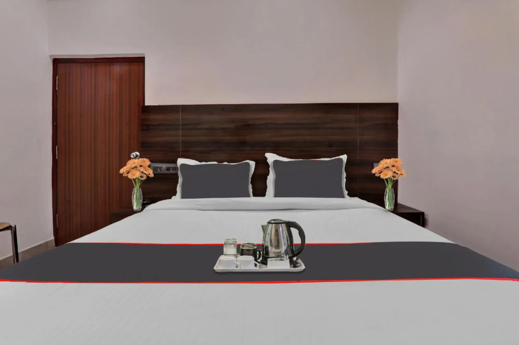 Лакхнау: Flagship 92648 Hotel Jwala
