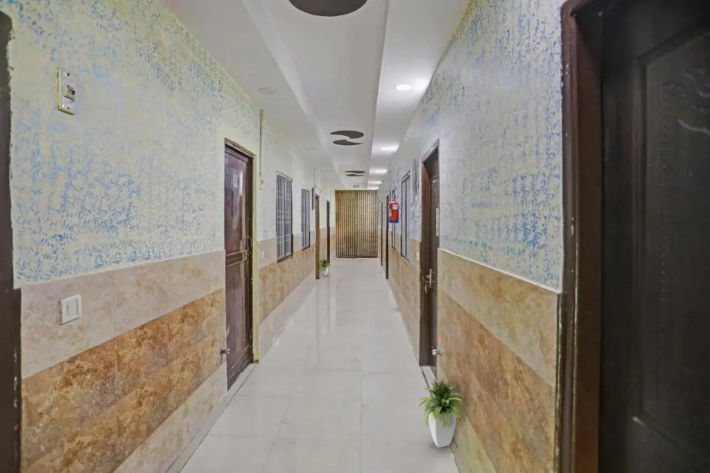 Нью-Дели: OYO Flagship 80533 Kashvi Palace