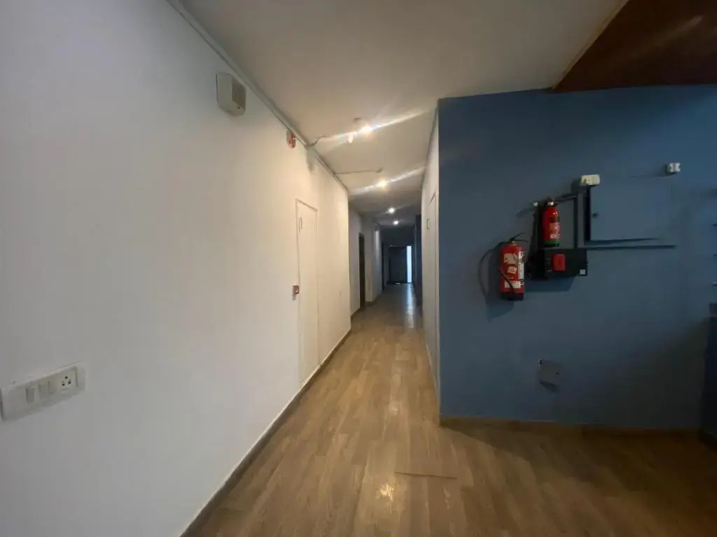 Нойда: Divine Inn Couple Friendly Hotel near Sector 51 Metro Station
