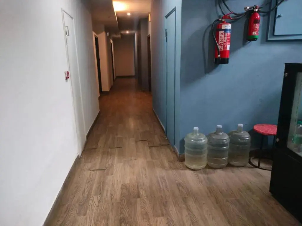 Нойда: Divine Inn Couple Friendly Hotel near Sector 51 Metro Station