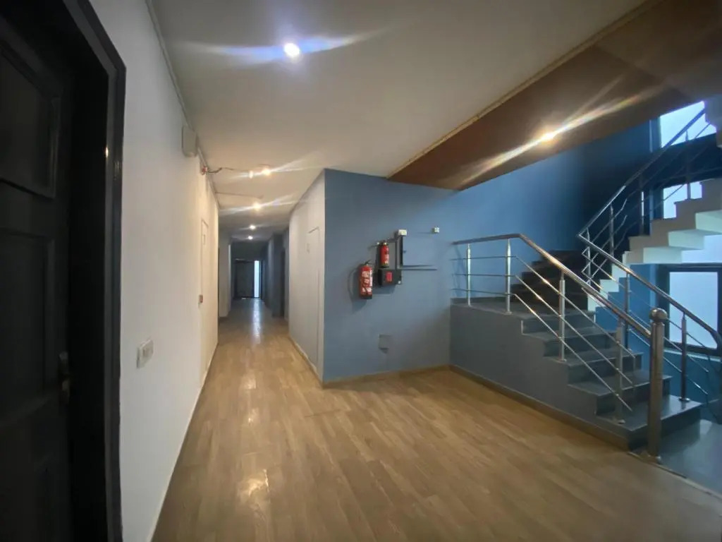 Нойда: Divine Inn Couple Friendly Hotel near Sector 51 Metro Station