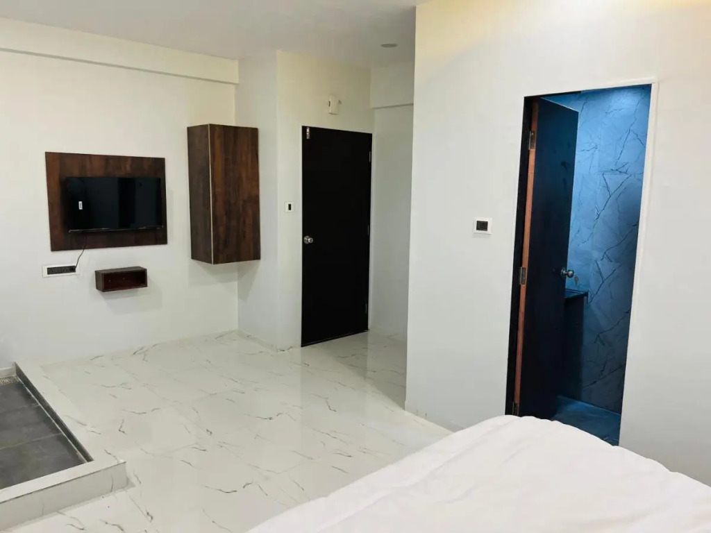 Сурат: Hotel New City Light