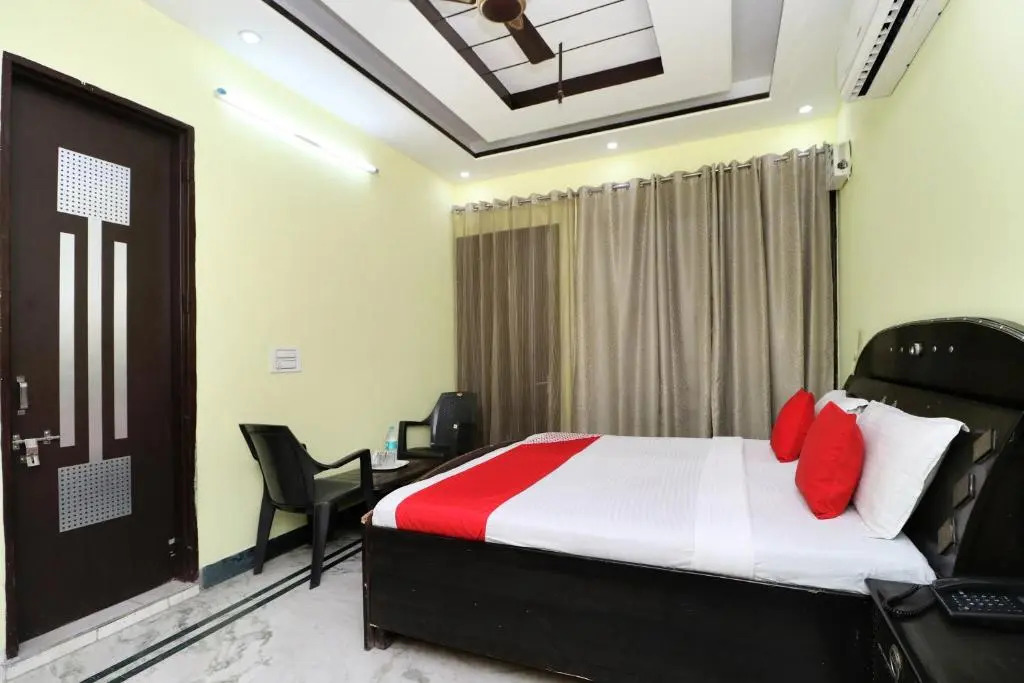 Чандигарх: OYO Flagship 70111 Hotel Sudan Cottage