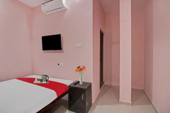 Нагпур: Flagship 90881 R K Guest House