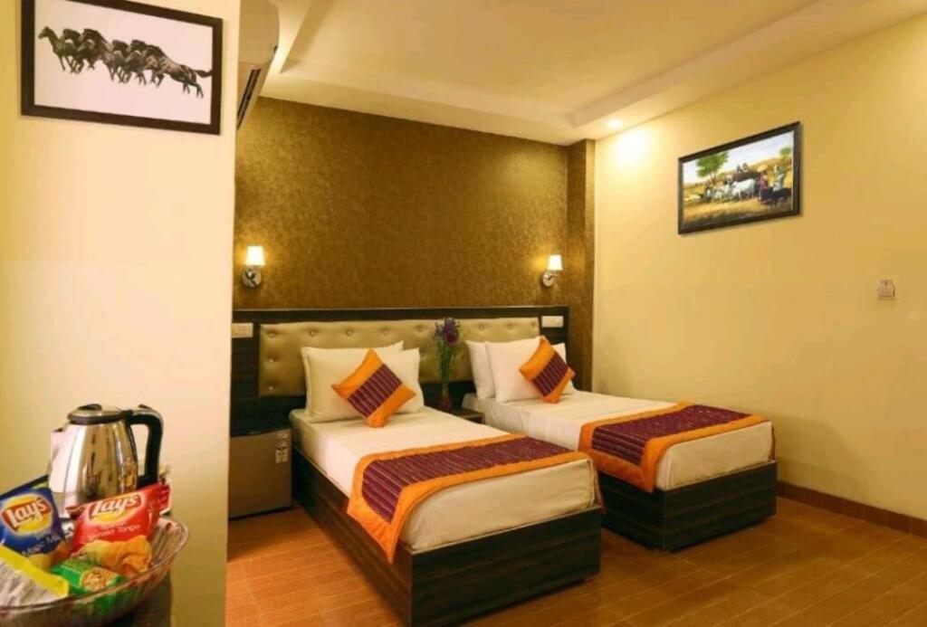 Нью-Дели: Capital O 91257 Airway Inn
