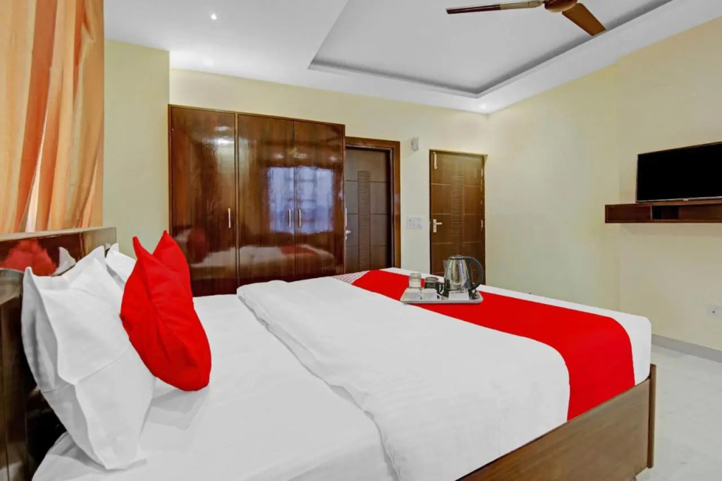 Катра: OYO Flagship 70251 Hotel Starwood