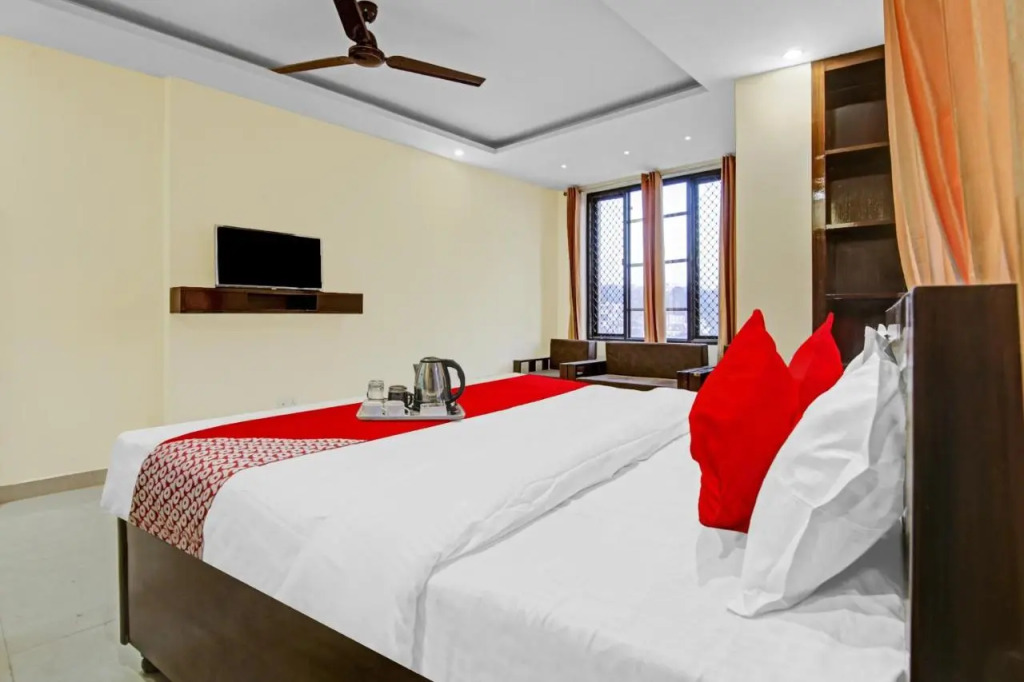 Катра: OYO Flagship 70251 Hotel Starwood