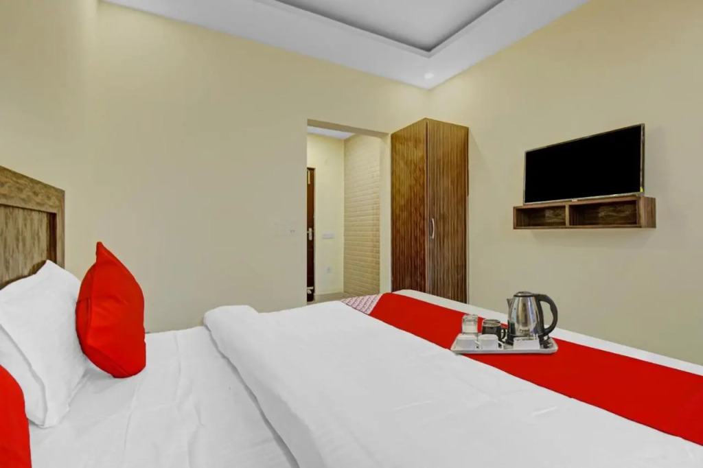 Катра: OYO Flagship 70251 Hotel Starwood