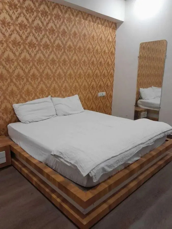 Мератх: Hotel Shubkamna by Oyo