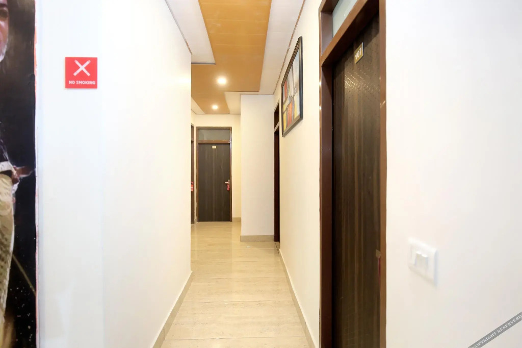 Мохали: OYO 13368 Hotel Gold Star