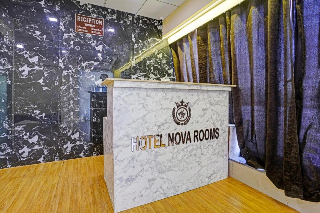 Сурат: OYO 80576C Hotel Nova Rooms