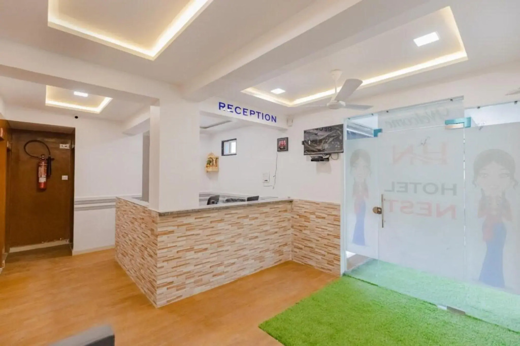 Сурат: Hotel Nest