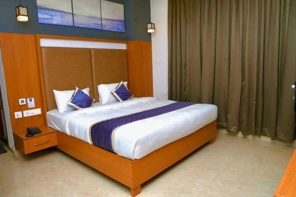 Неллор: Hotel N Elite