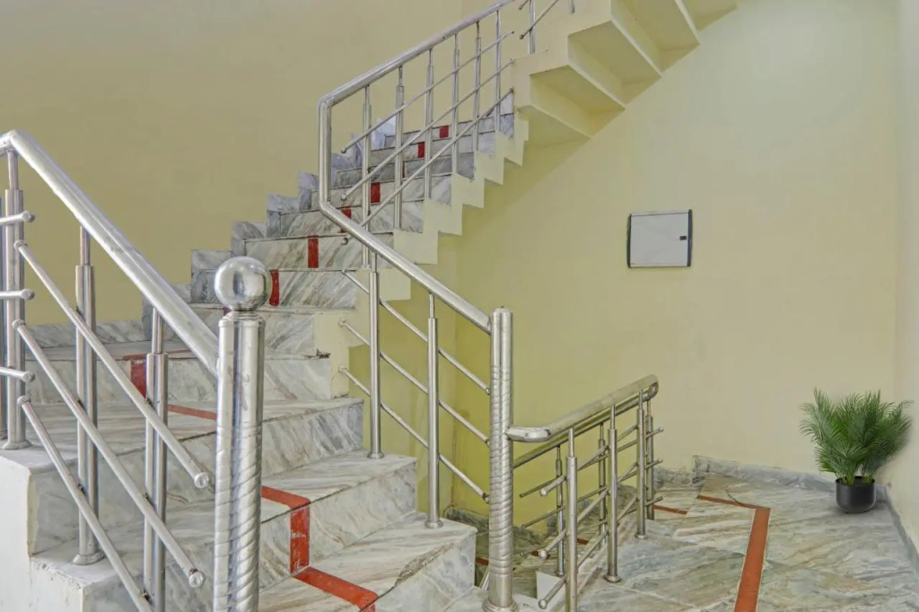 Лакхнау: Oyo Flagship 70367 Hotel New Impact