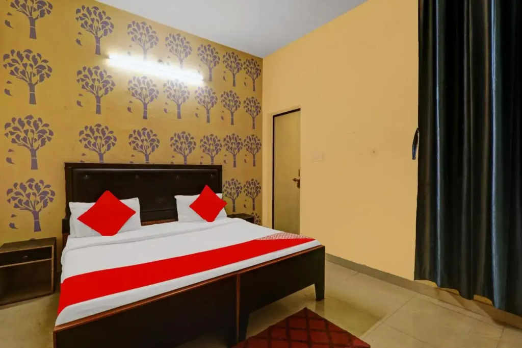 Лакхнау: OYO Flagship 80553 Shubhangi Palace