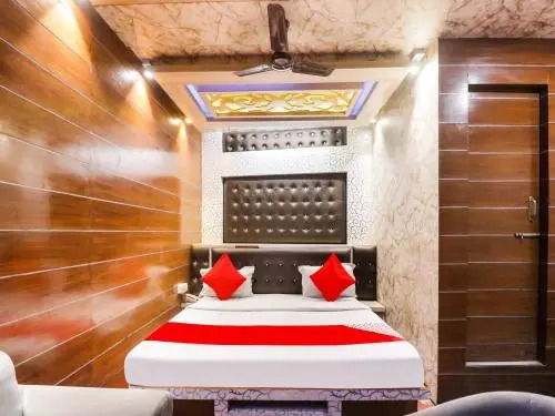 Лакхнау: Oyo 78194 Hotel Ashirwad
