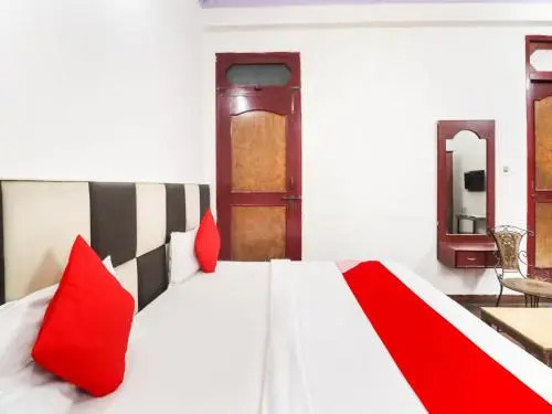 Лакхнау: Oyo 78194 Hotel Ashirwad