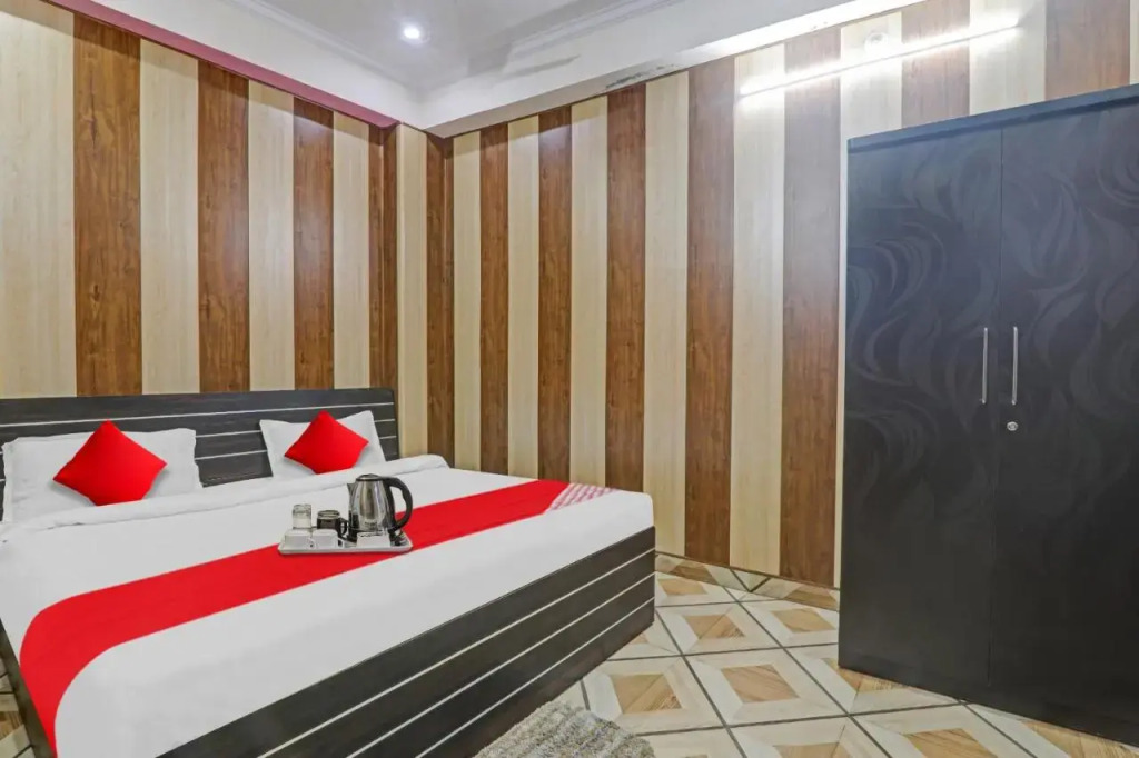 Лакхнау: Flagship 92502 Hotel Shubh Inn