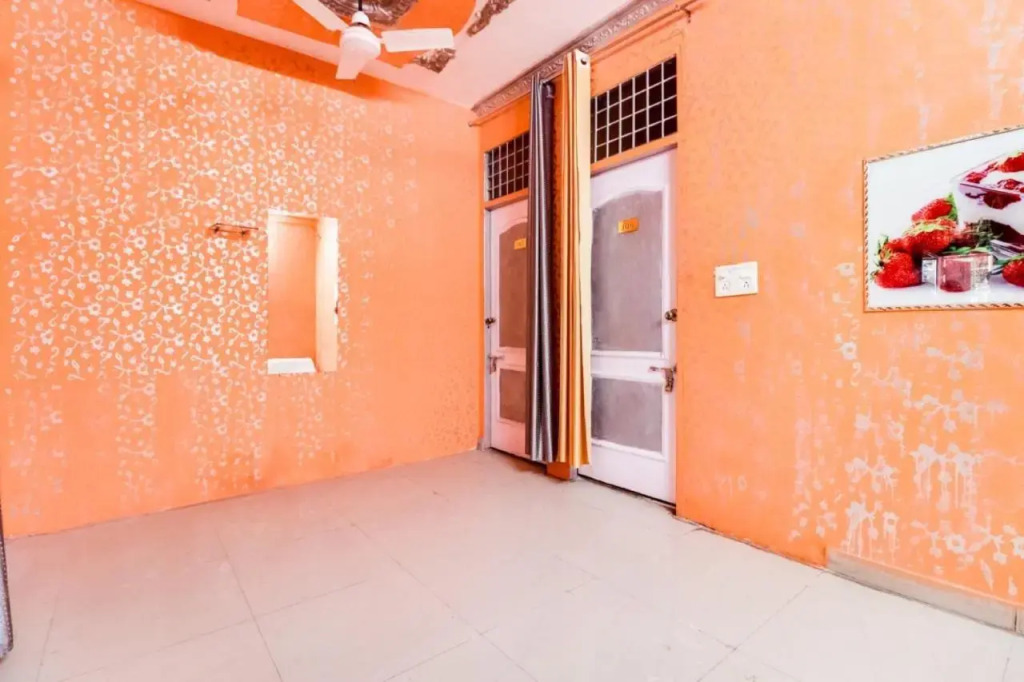 Лакхнау: Oyo Flagship 702325 Hotel Sai Inn